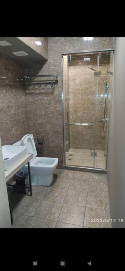 Strelets Hotel Biskek Kültér fotó